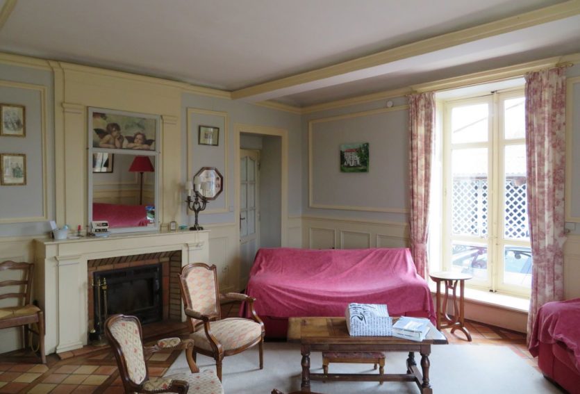 Maison de Maître des XVIIIe et XIXe siècles à 21 km de Clermont-Ferrand.