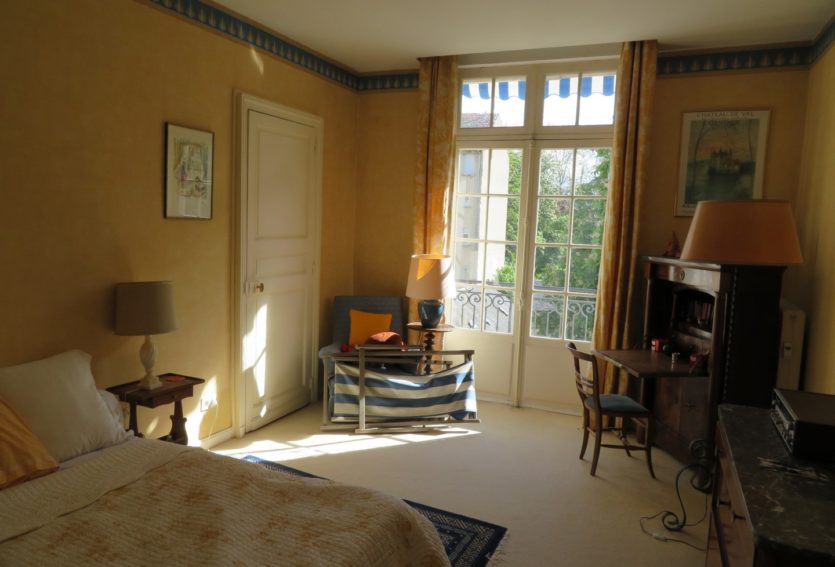 Prestigieux appartement avec balcon au cœur de Vichy.