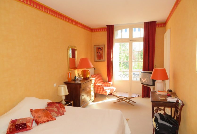 Prestigieux appartement avec balcon au cœur de Vichy.