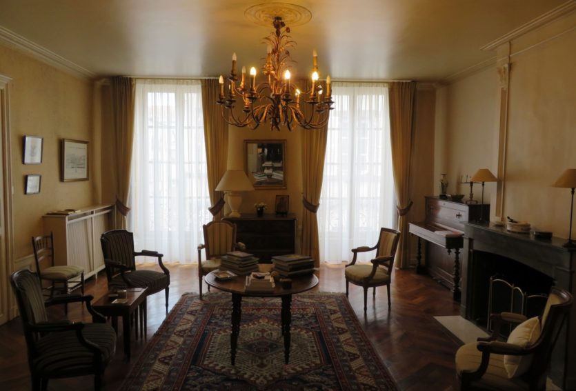 Hôtel particulier des XVIIe et XVIIIe siècles avec garage à Riom.