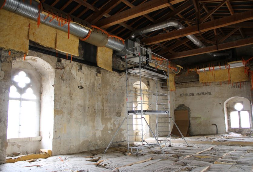 Château ISMH des XIIe et XIIIe siècles à 17 km de Clermont-Ferrand.