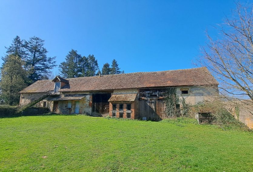 Maison de Maître XIXe avec dépendances et parc de 3,4 ha.