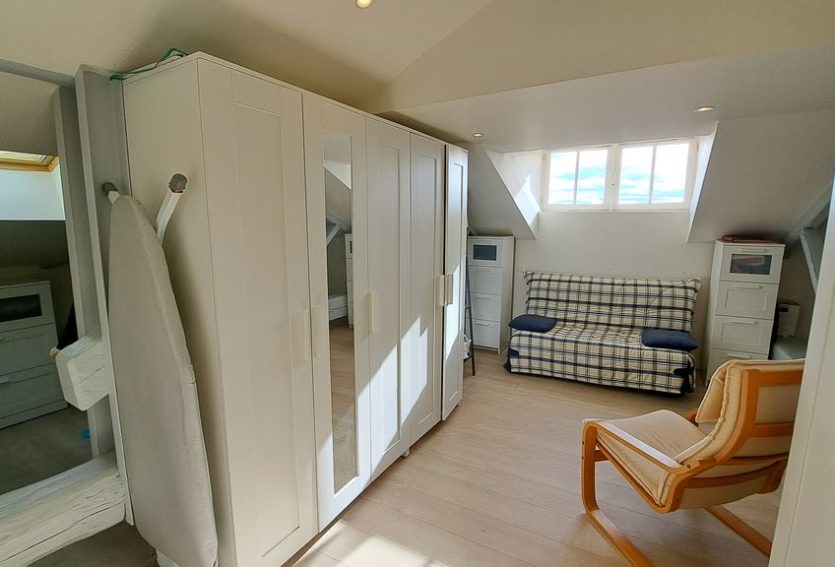 Appartement XVIIIe aux décors exceptionnels classés M.H. à Riom.