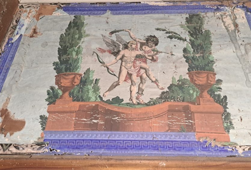 Château ISMH du XVIe siècle dans le Cantal