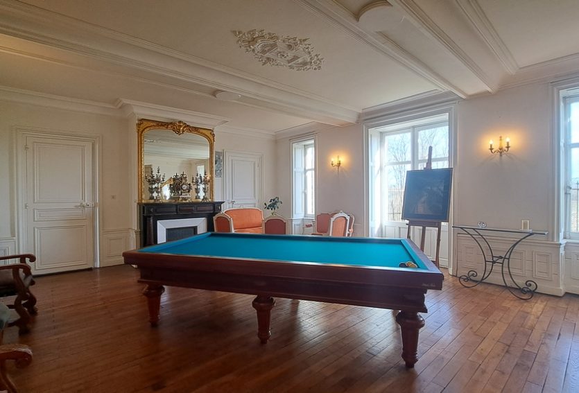 Château des XVIe et XIXe siècles à vocation touristique.