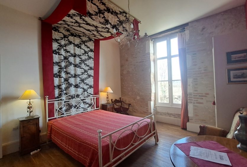 Château des XVIe et XIXe siècles à vocation touristique.