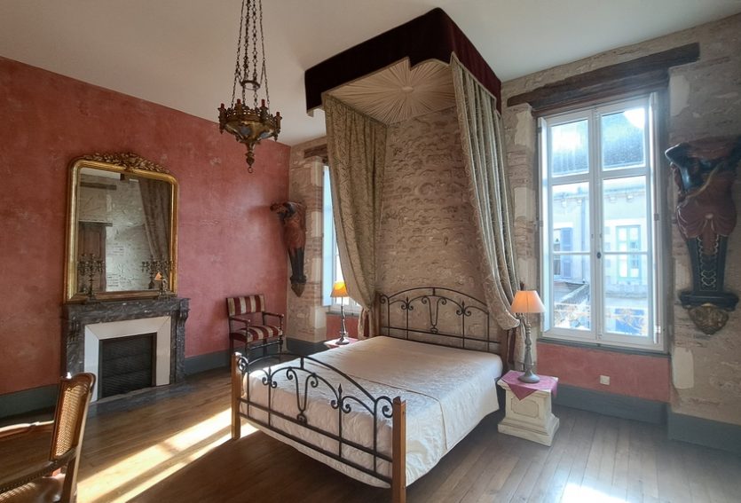 Château des XVIe et XIXe siècles à vocation touristique.