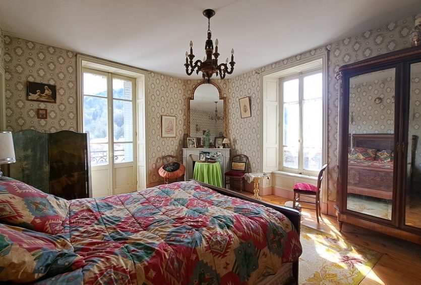 Maison de Maître XIXe avec jardin et garage